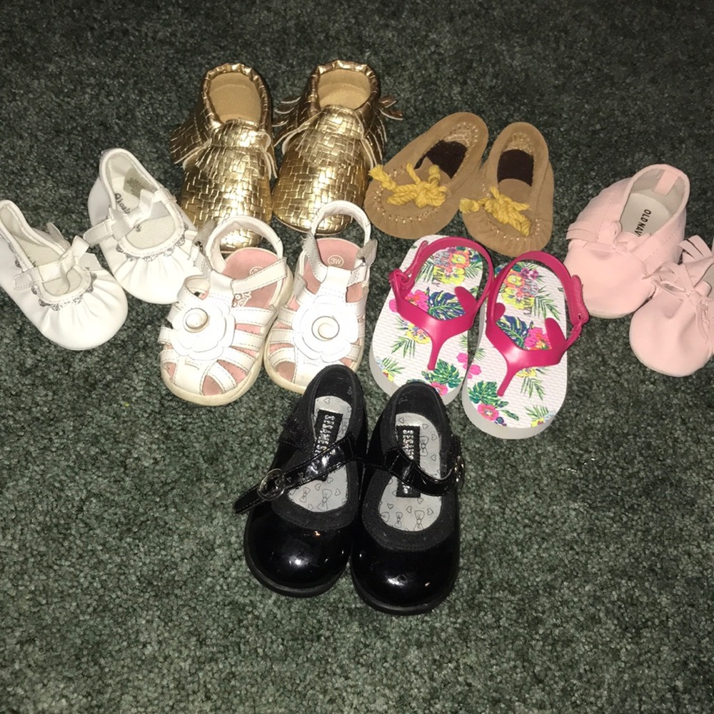 Lot of baby girl’s size 2-3